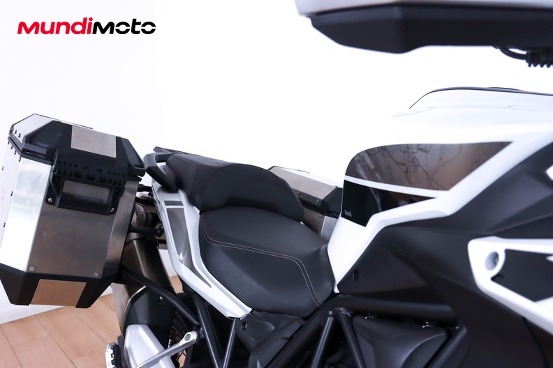 Motorbike image 12