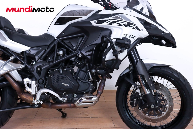 Motorbike image 13