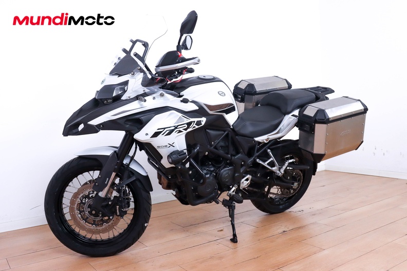 Motorbike image 7