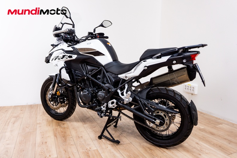 Motorbike image 7