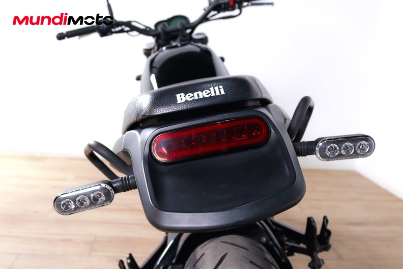 Motorbike image 9