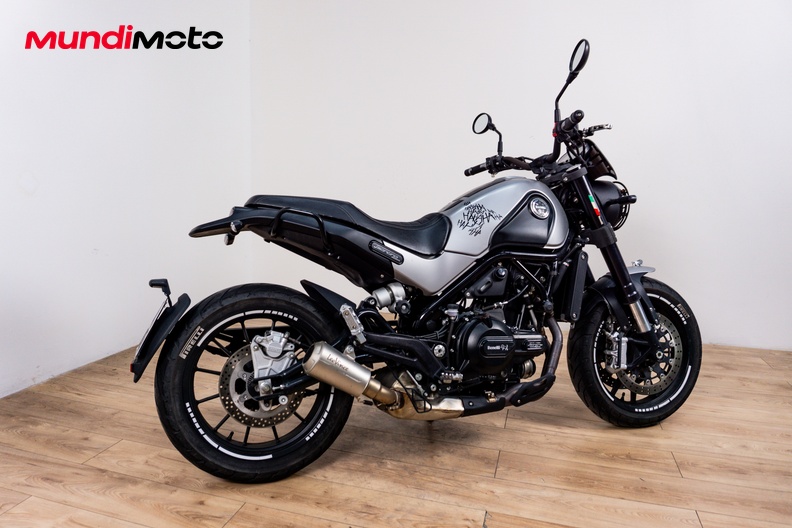 Motorbike image 2