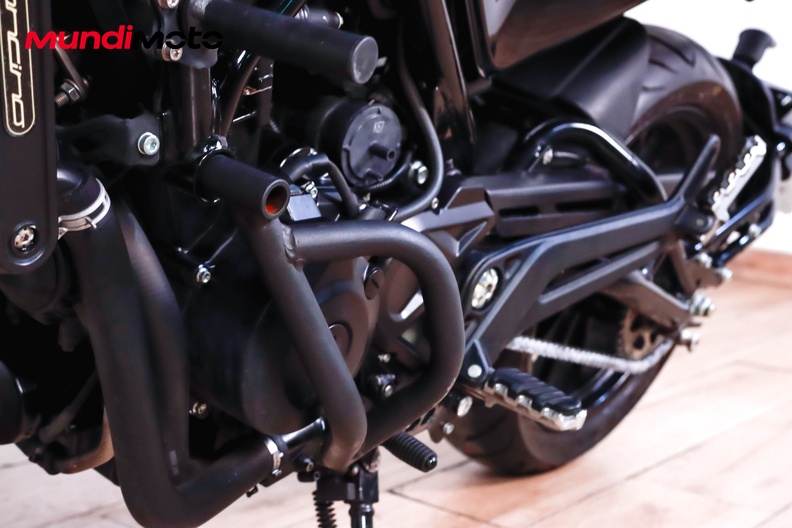 Motorbike image 8