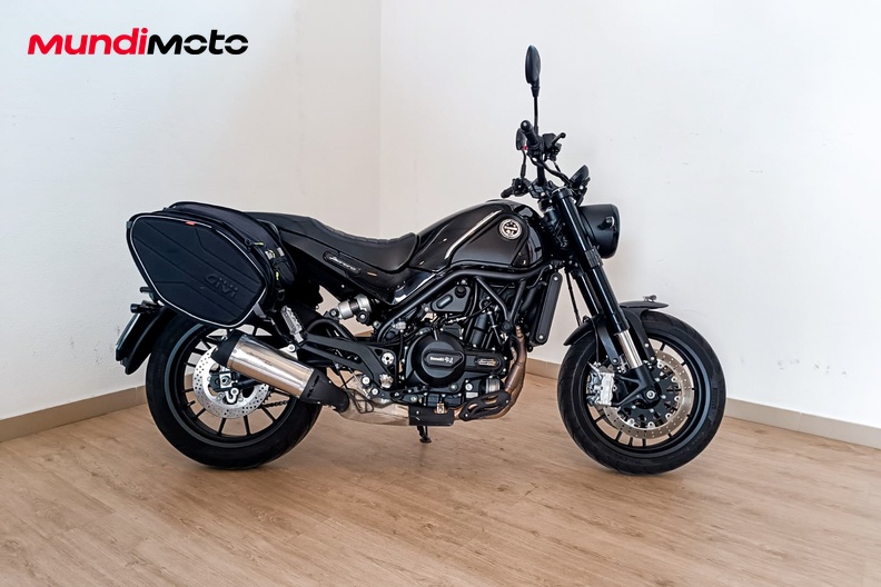 Motorbike image 0