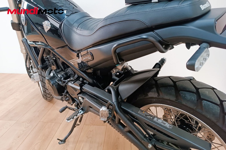 Motorbike image 8