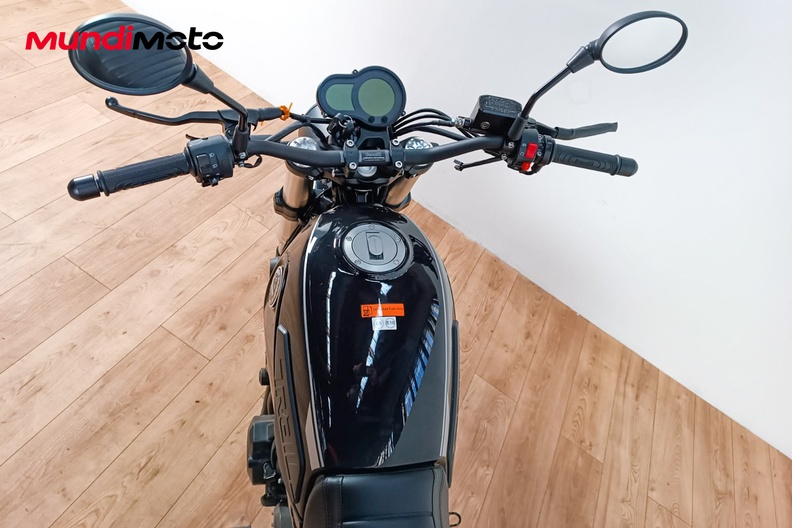 Motorbike image 10