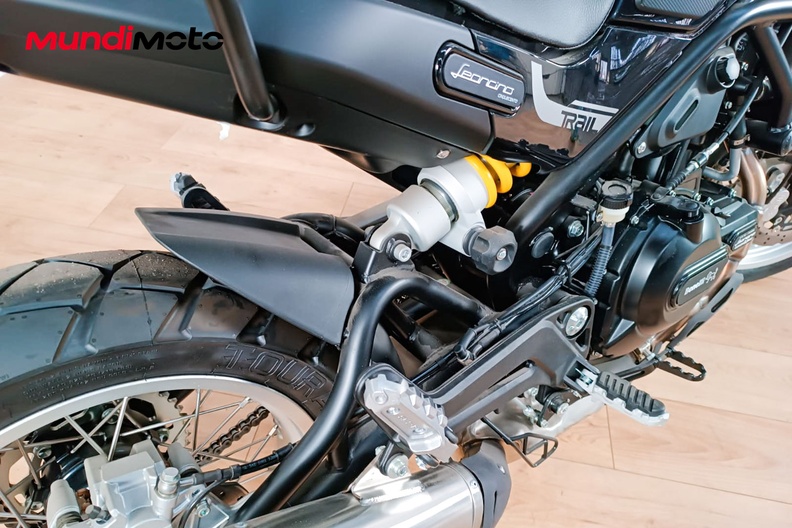 Motorbike image 9