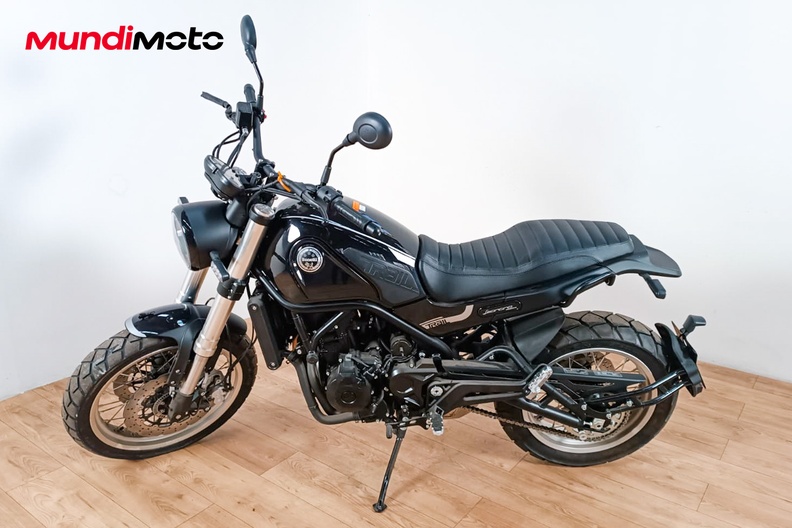 Motorbike image 5