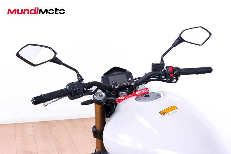 Motorbike image 10