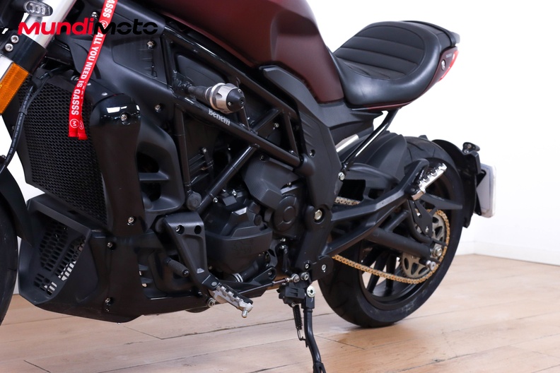 Motorbike image 8