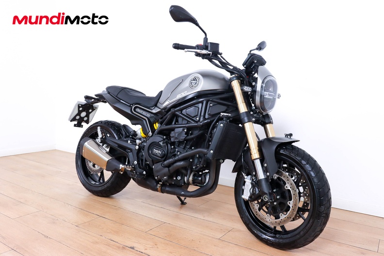Motorbike image 1