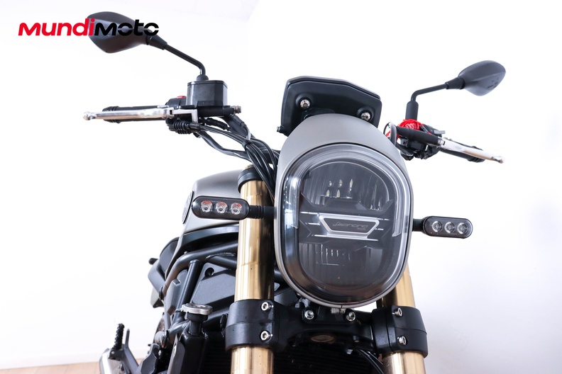 Motorbike image 4
