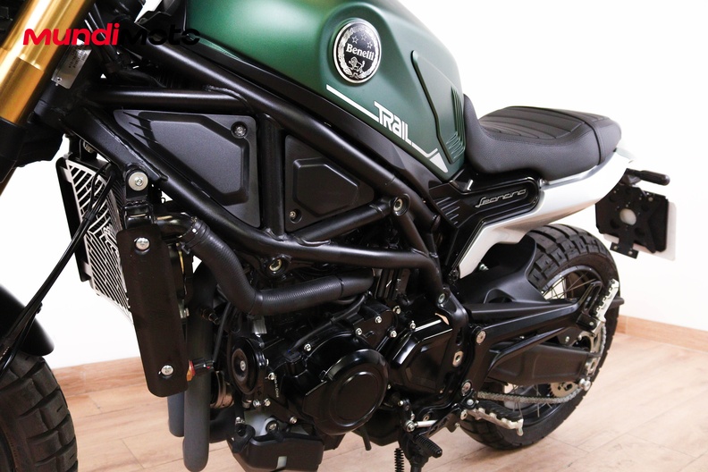 Motorbike image 8