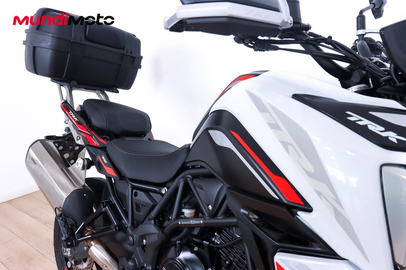Motorbike image 12