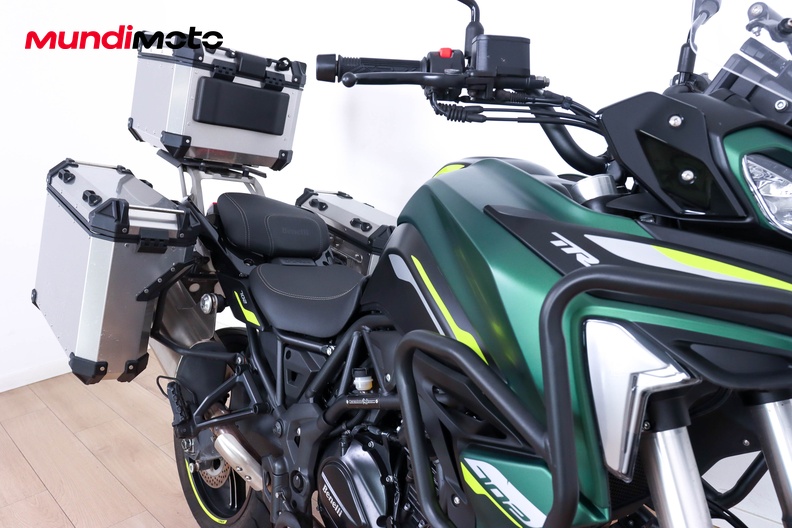 Motorbike image 8