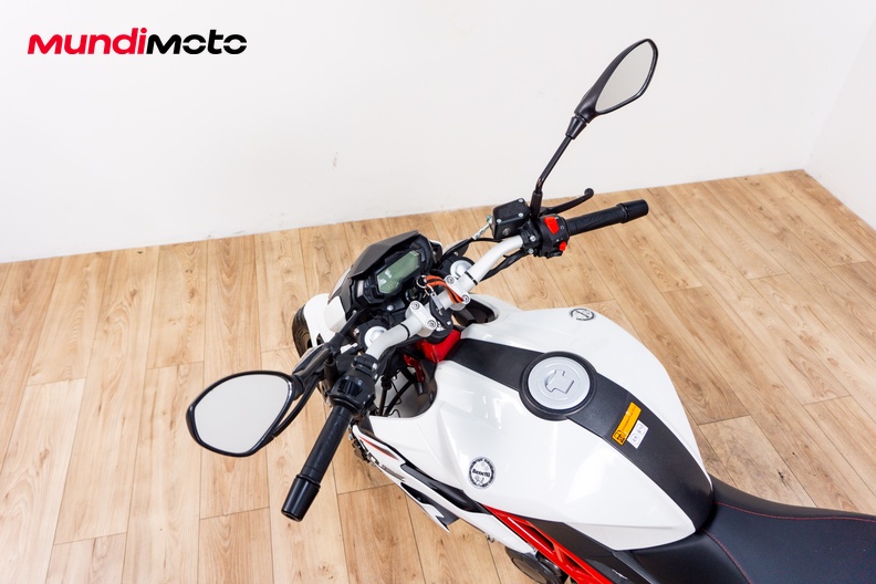 Motorbike image 10