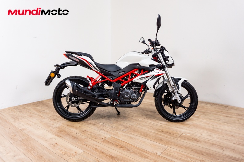 Motorbike image 0
