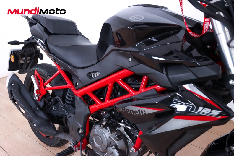 Motorbike image 12