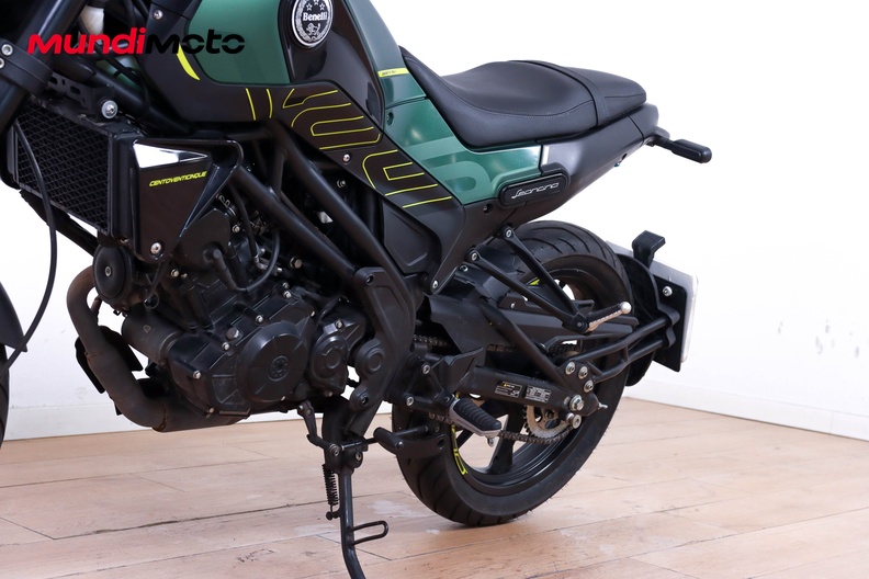 Motorbike image 8