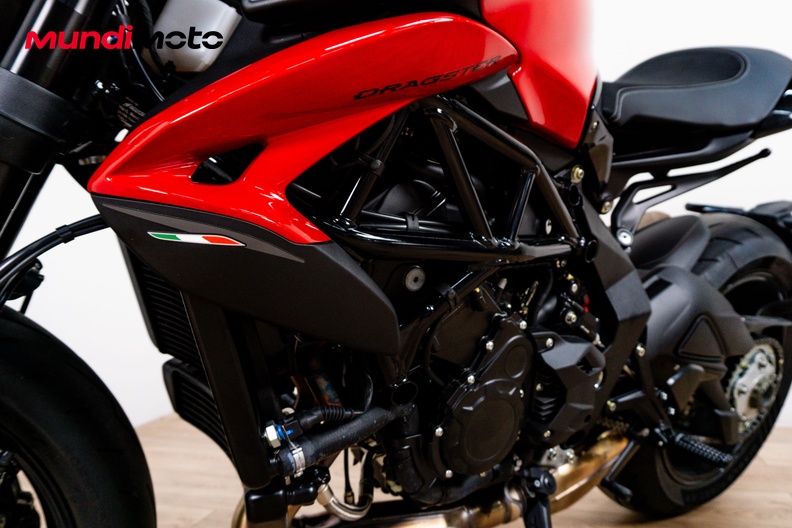 Motorbike image 9