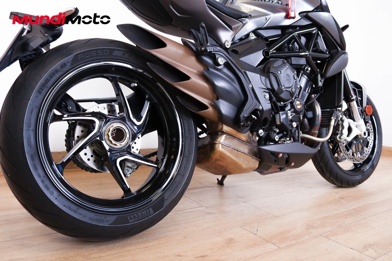 Motorbike image 3