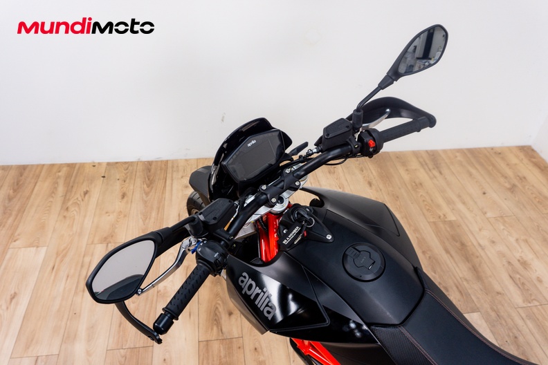 Motorbike image 10