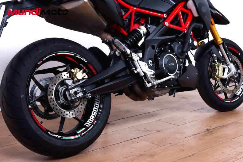 Motorbike image 3