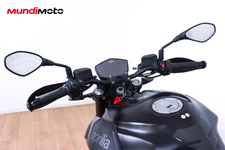 Motorbike image 10