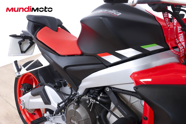 Motorbike image 12