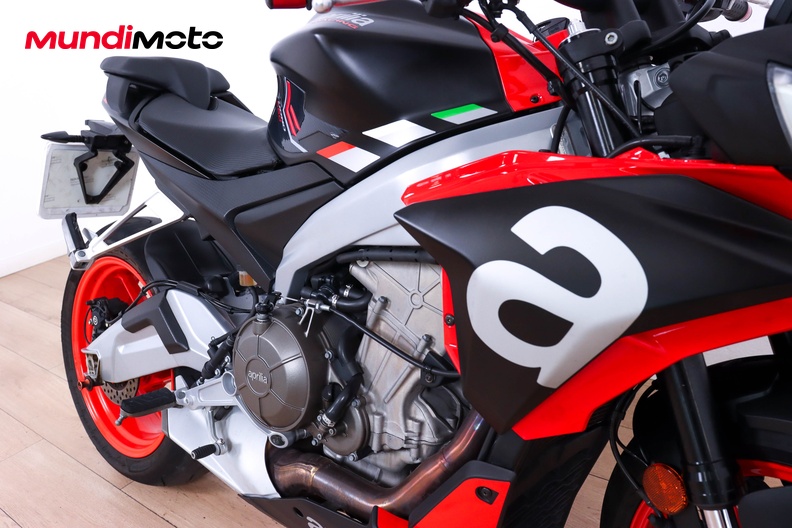 Motorbike image 12