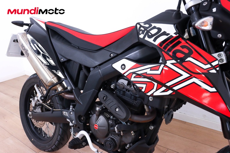 Motorbike image 13