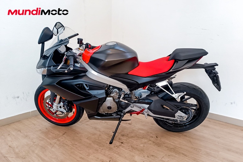 Motorbike image 5
