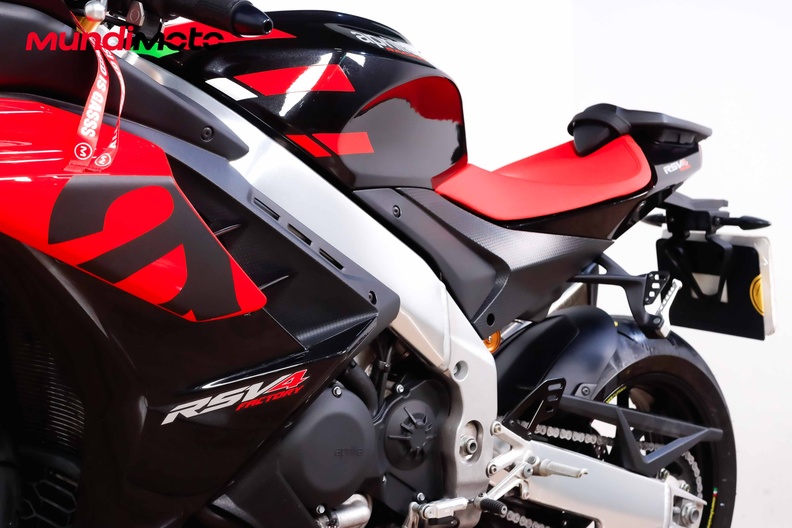 Motorbike image 8