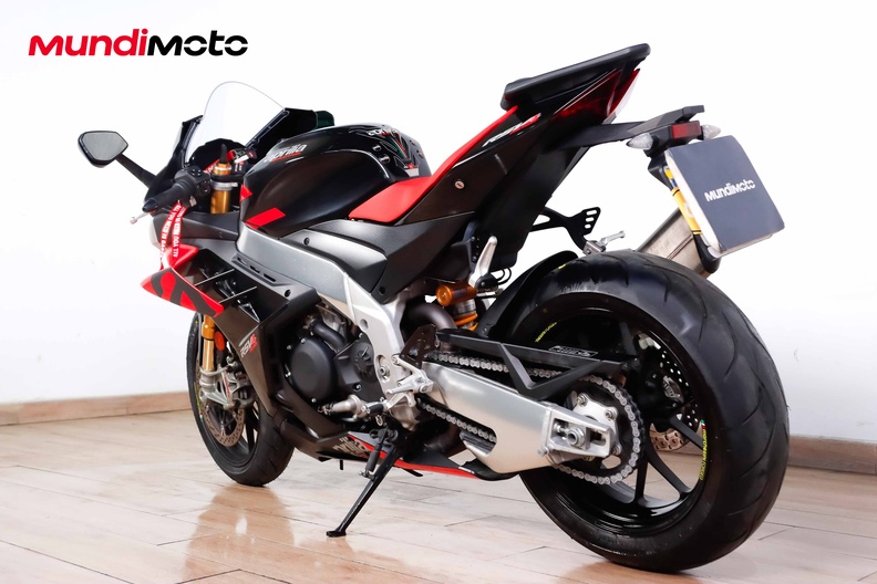 Motorbike image 6