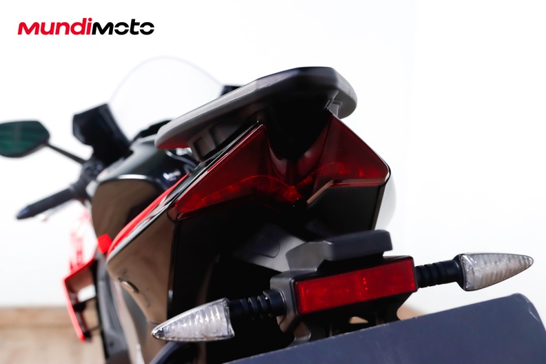 Motorbike image 9
