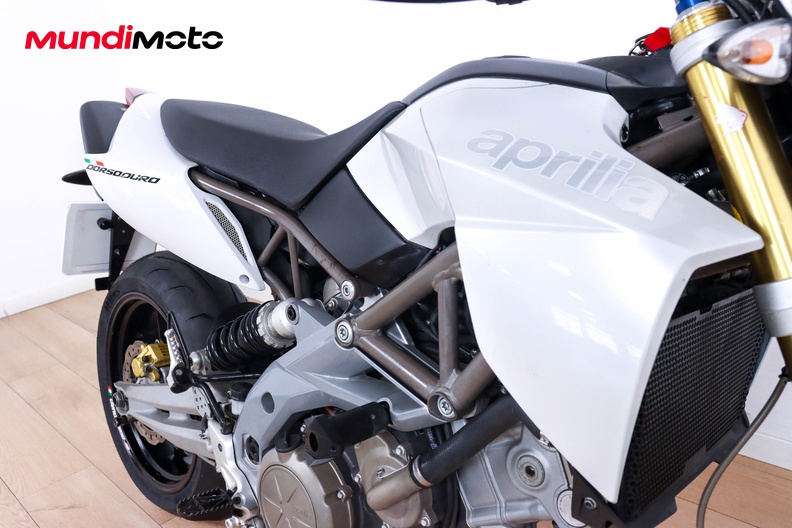 Motorbike image 13