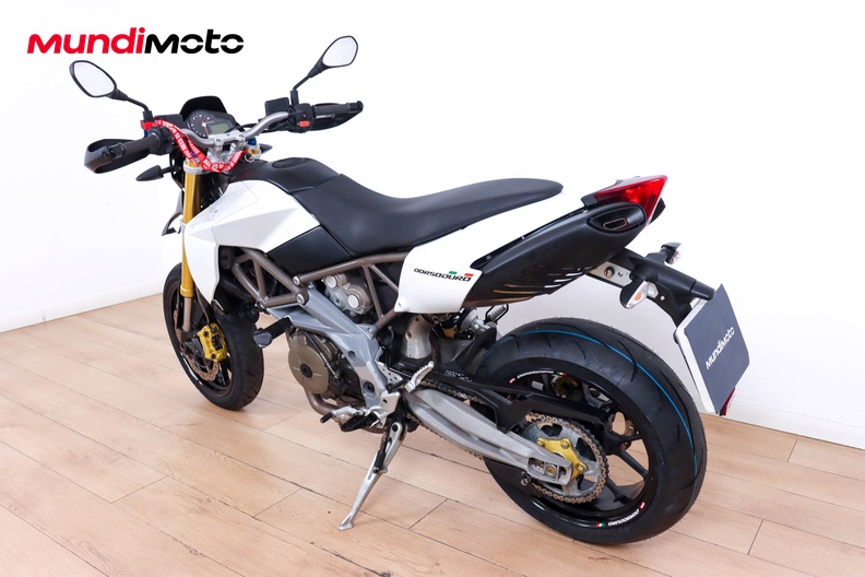 Motorbike image 6