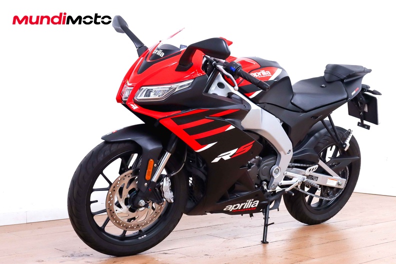 Motorbike image 7
