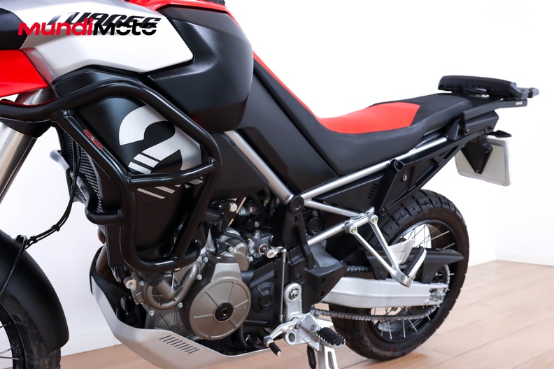 Motorbike image 8