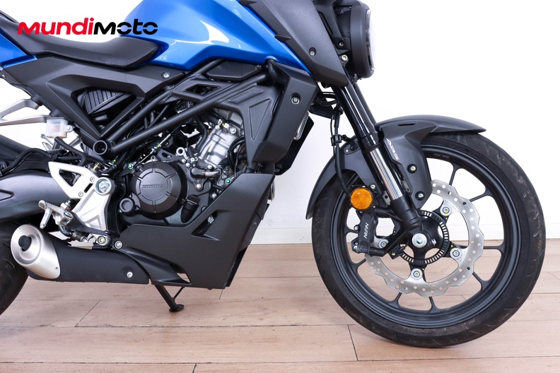 Motorbike image 12