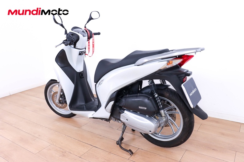 Motorbike image 6