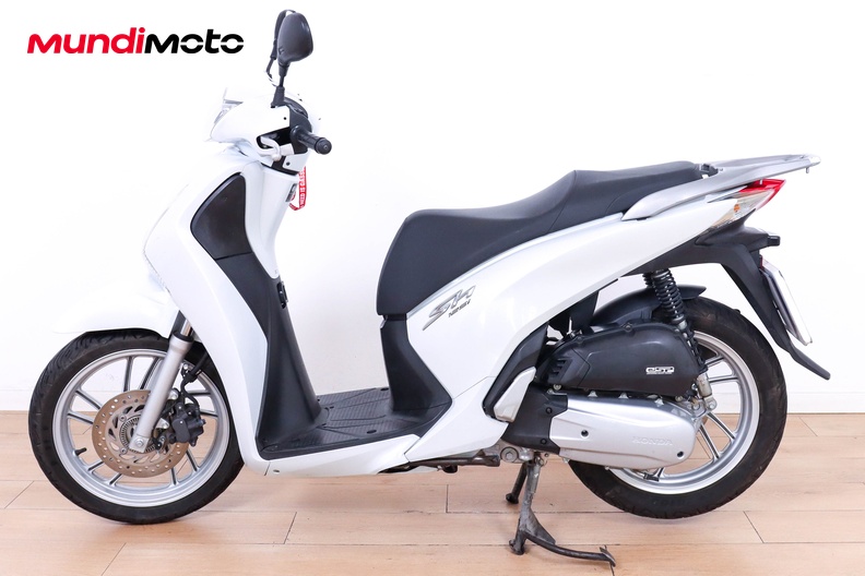 Motorbike image 5