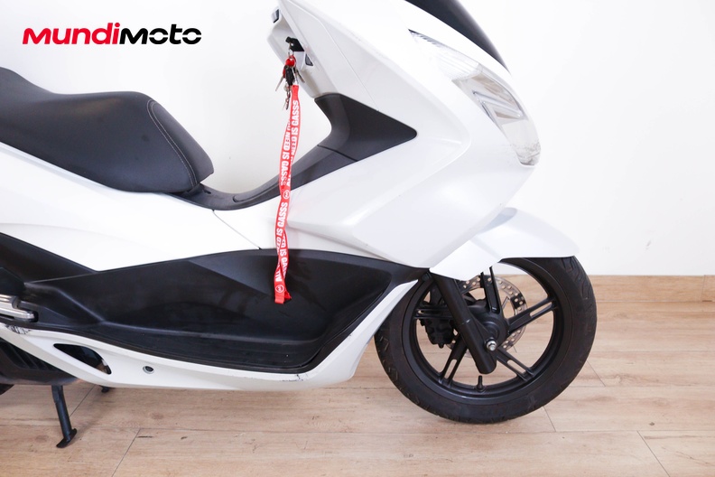 Motorbike image 12