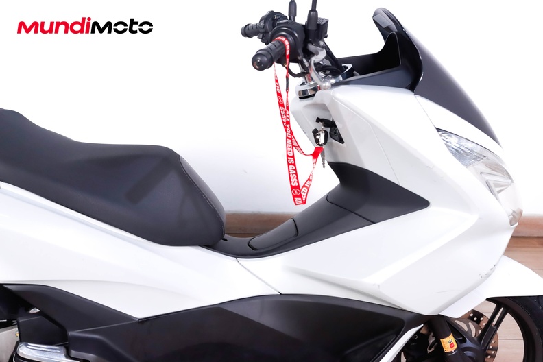 Motorbike image 13