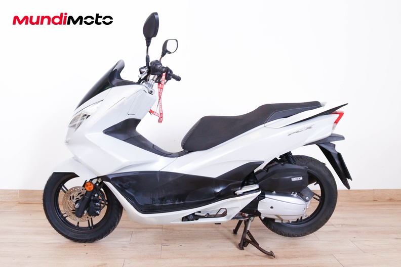 Motorbike image 5