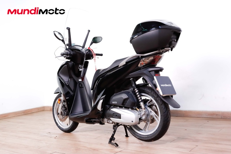 Motorbike image 6