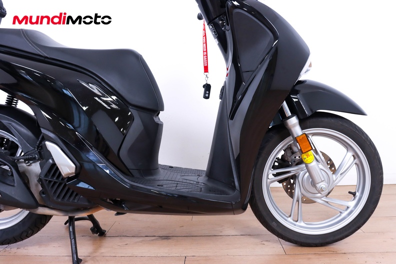 Motorbike image 13