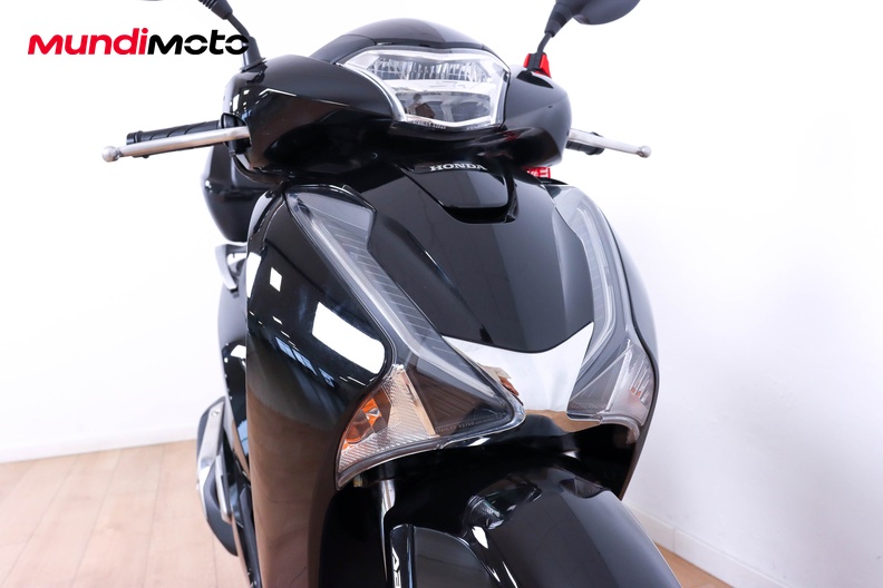 Motorbike image 4