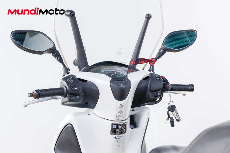 Motorbike image 10