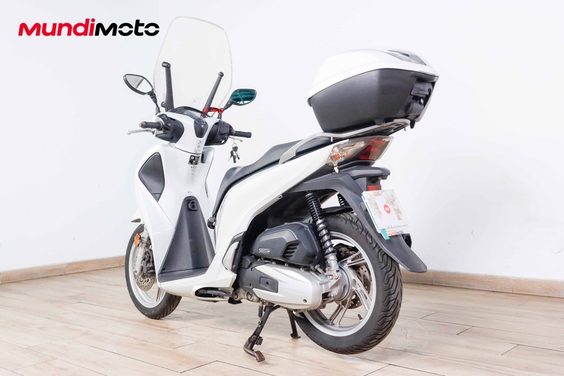 Motorbike image 6